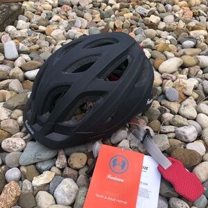 Freetown Rouler Bicycle helmet w lights